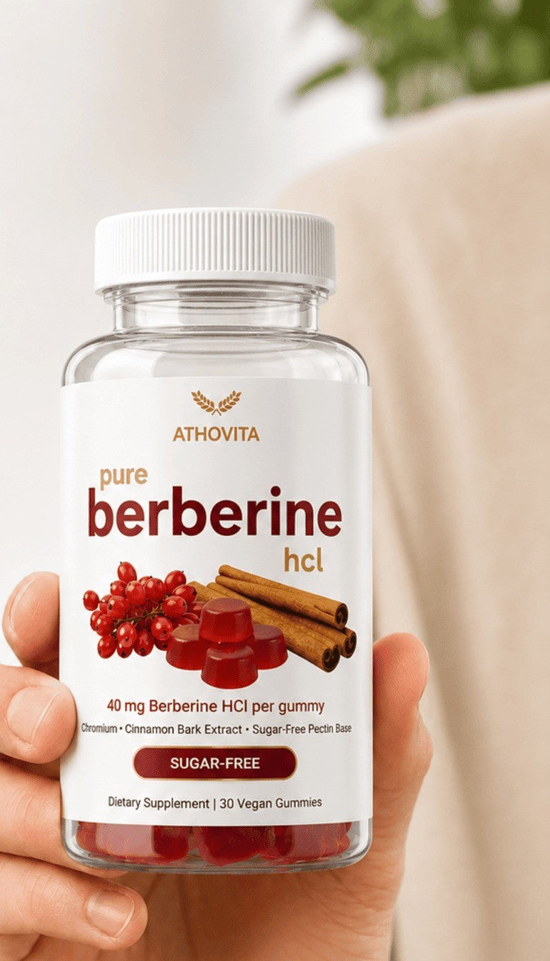Flacon de gummies à la berbérine tenu en main