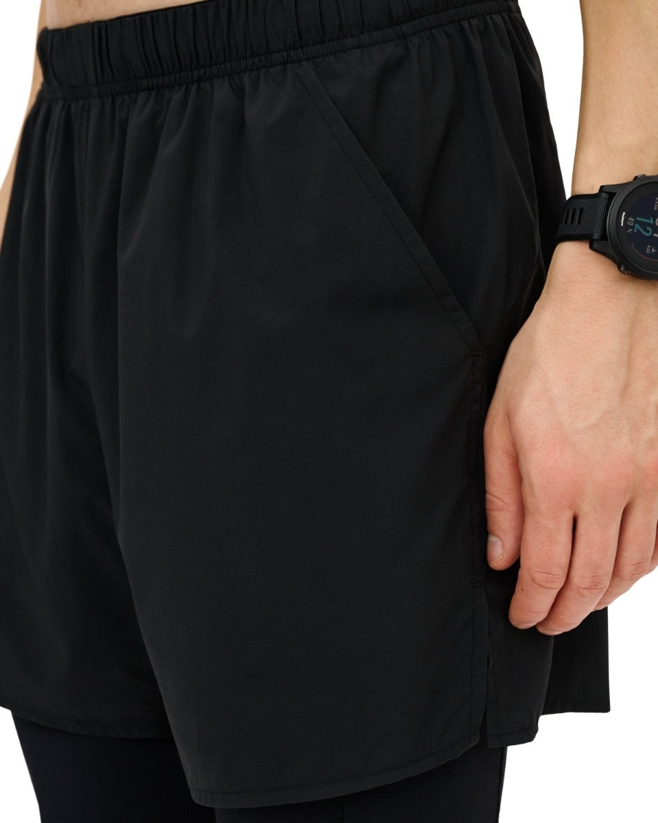 Short de running 2-en-1 homme FlashCut noir porté, vue taille et poche
